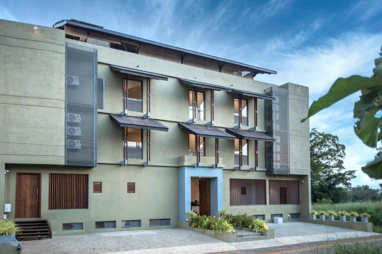 Earls Rajarata Hotel Anuradhapura Luaran gambar