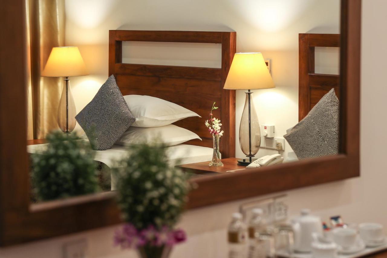 Earls Rajarata Hotel Anuradhapura Luaran gambar